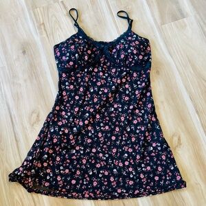 No Boundaries Black and Pink Floral Chemise